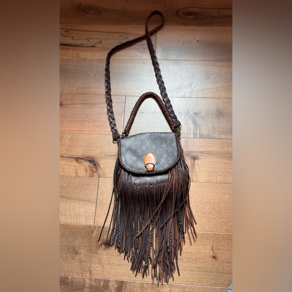 Refurbished Louis Vuitton - Fringe Crossbody Bag in Dark Brown and Tan
